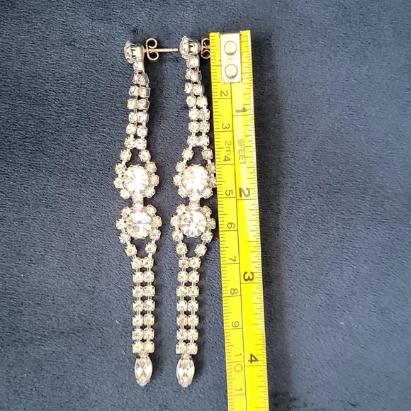 Earrings - Picture 3 of 5